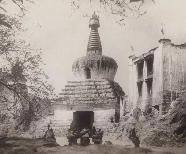 Lhassa, Bar Chorten, porte Pargo Kaling.jpg