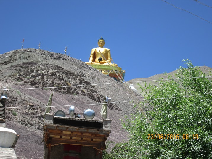 grand bouddha à stock