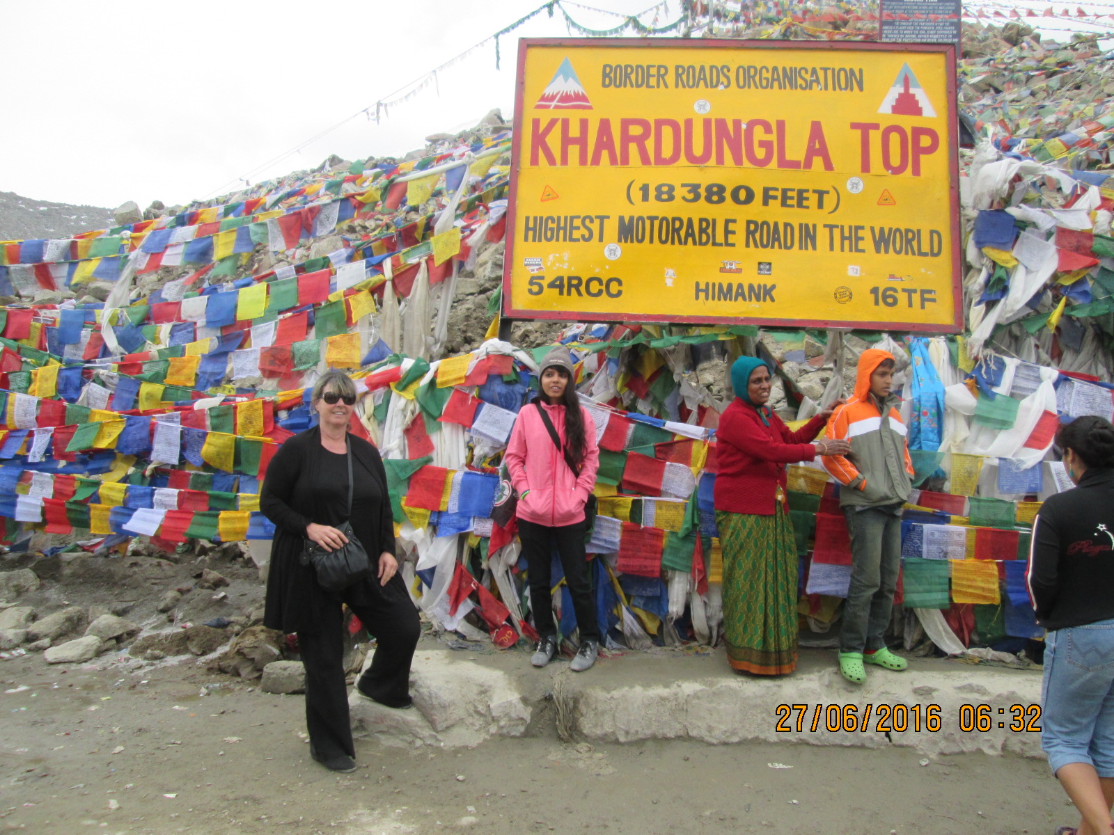 au sommet du KARDUNGLA 5300 M