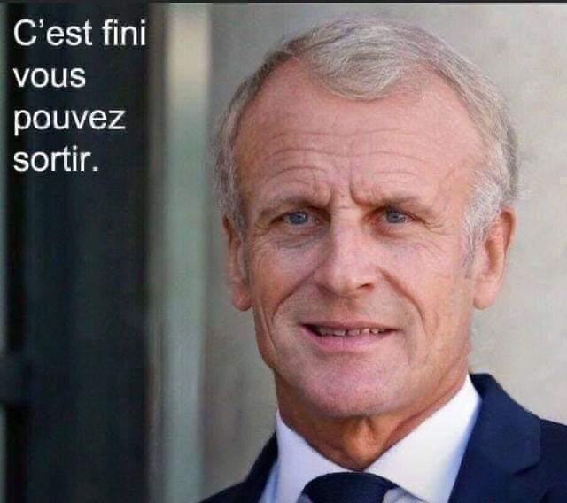 Macron Covid.jpg