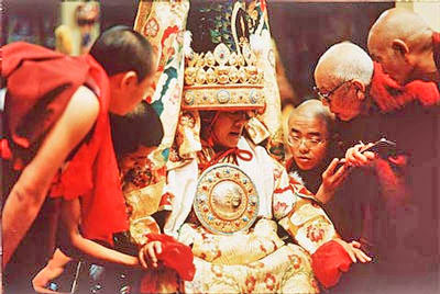 Nechung- Dalaï-Lama.jpg